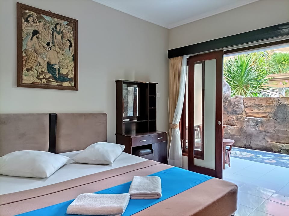Deluxe Room | Desk, free WiFi, bed sheets