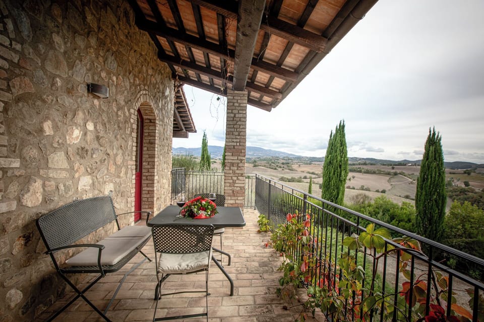 Junior Suite, 1 Bedroom, Hill View | Terrace/patio