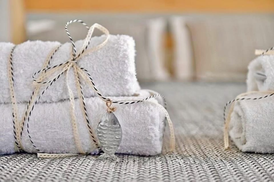 Family Apartment, Lanai | Egyptian cotton sheets, premium bedding, down comforters, in-room safe