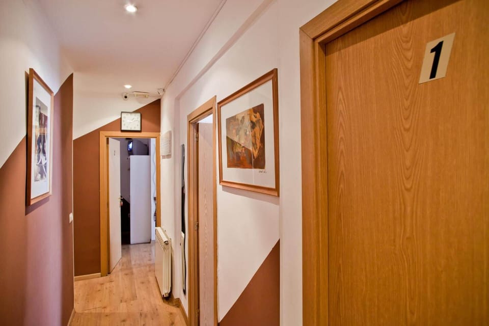 Hostal La Casa de la Plaza Hostel in Centro