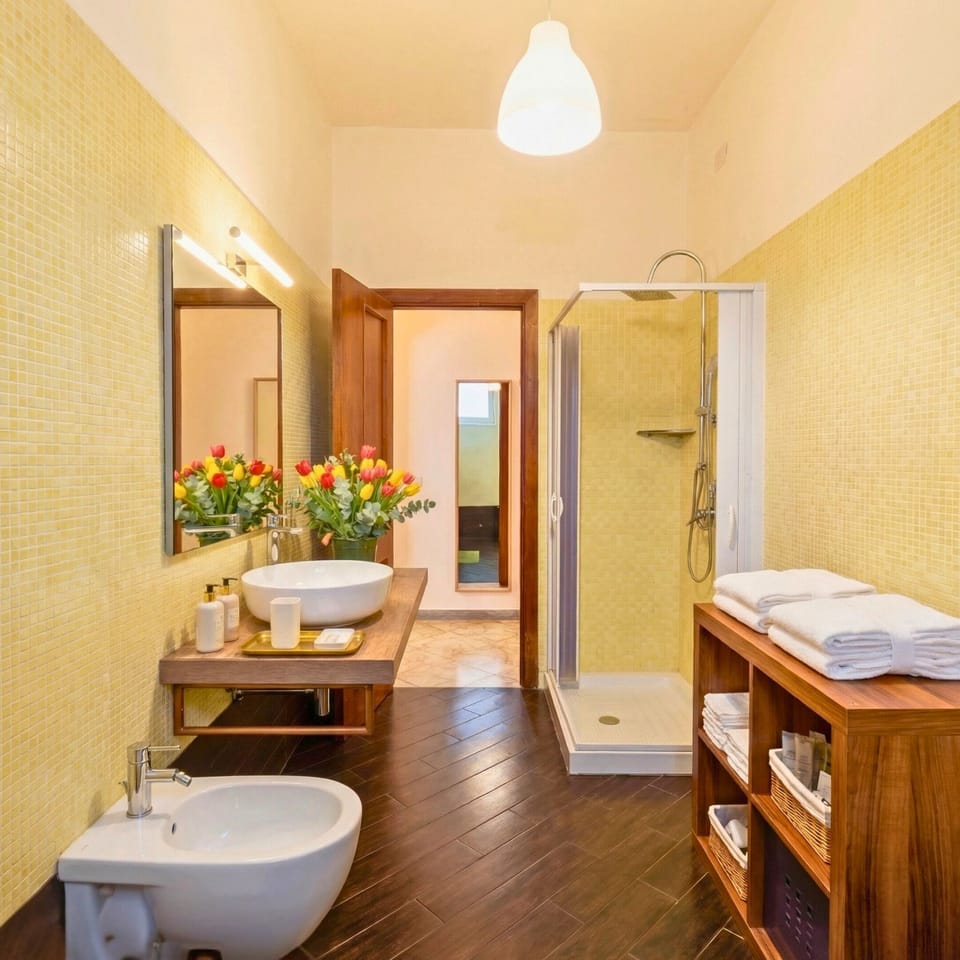 Shower, free toiletries, hair dryer, bidet
