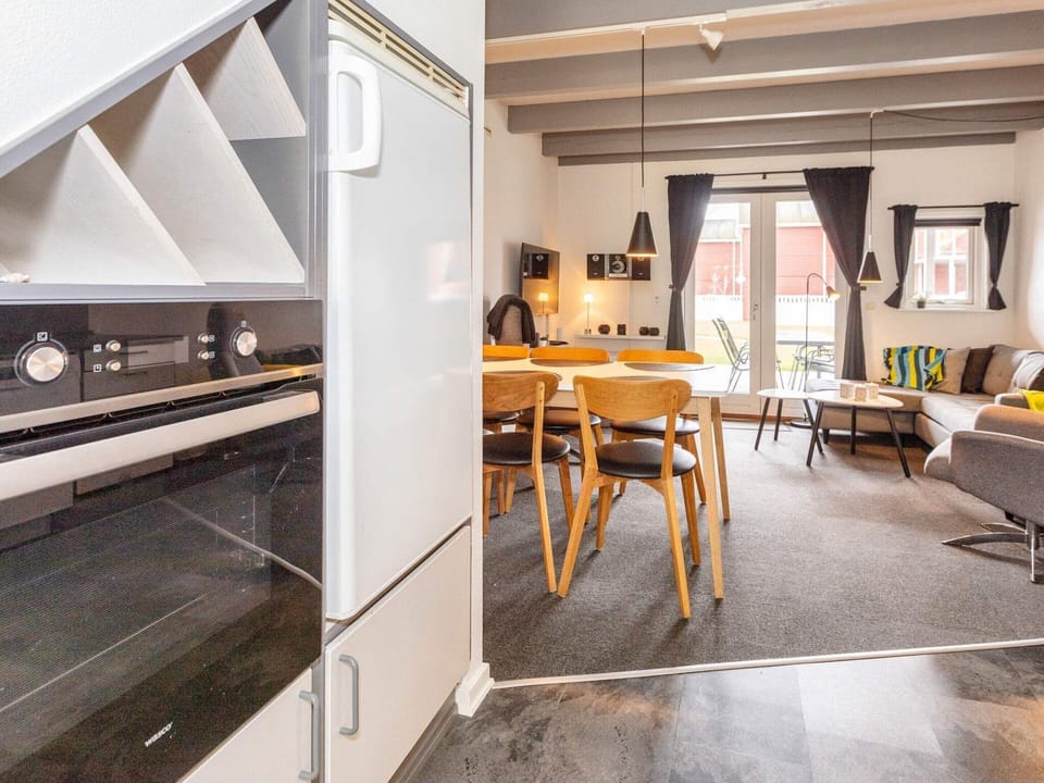 Apartment | Dining
