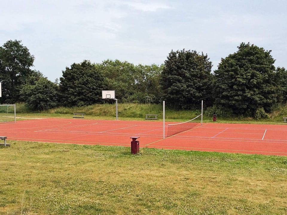 House | Sport court