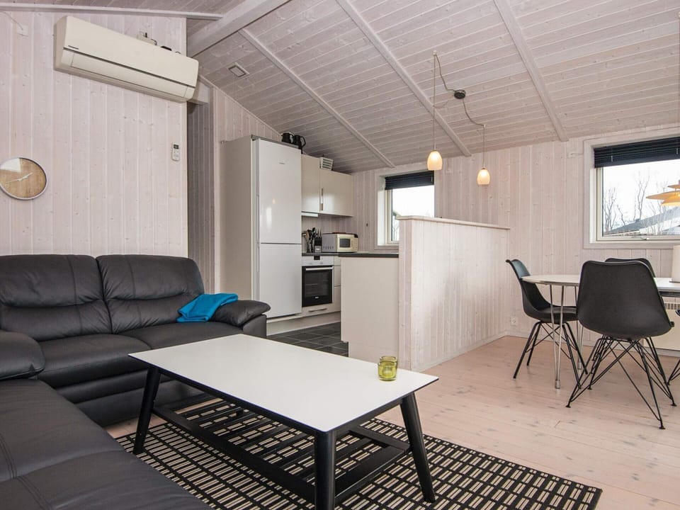 House | Private kitchen | Highchair