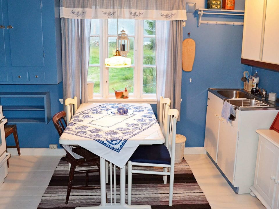 House | Dining