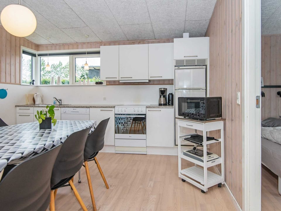 House | Private kitchen | Highchair