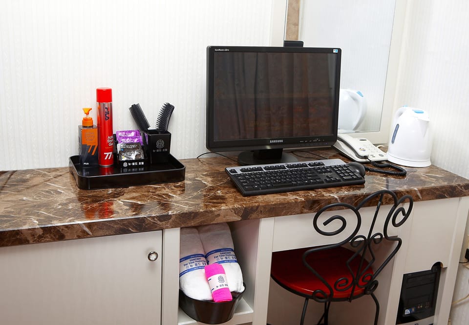 Room amenity