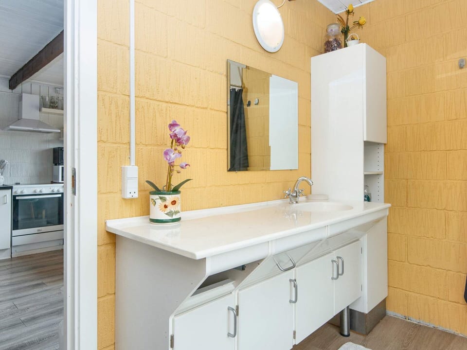 House | Bathroom
