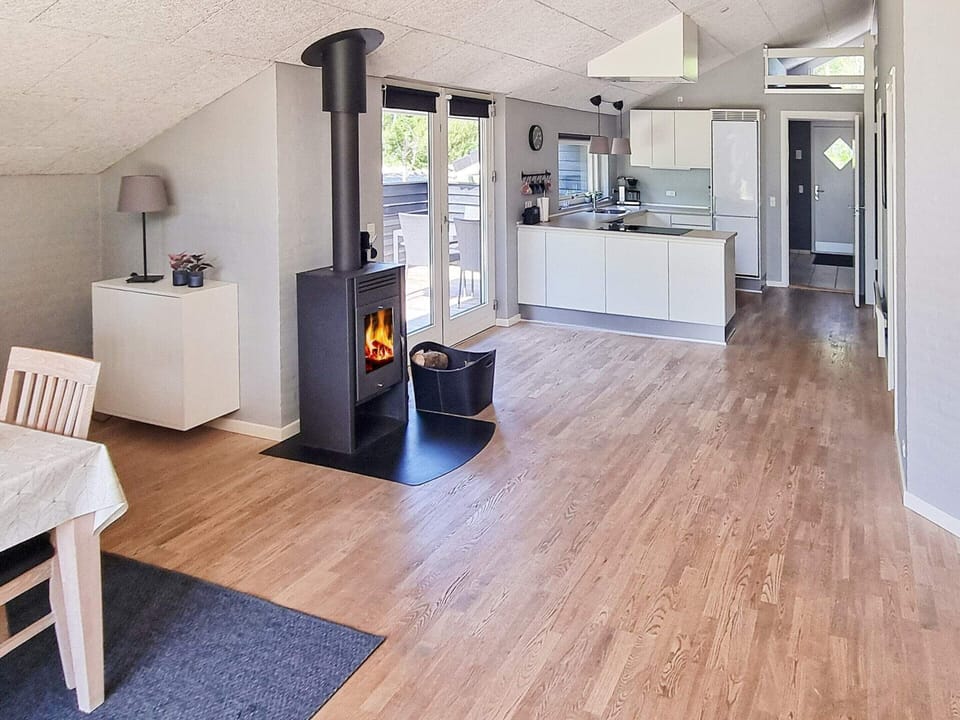 House | Private kitchen | Highchair