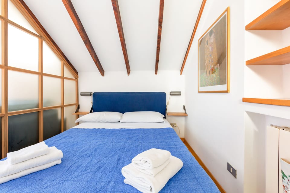 Apartment, 1 Bedroom | 1 bedroom, soundproofing, iron/ironing board, free WiFi