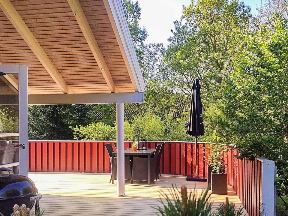 House | Outdoor dining