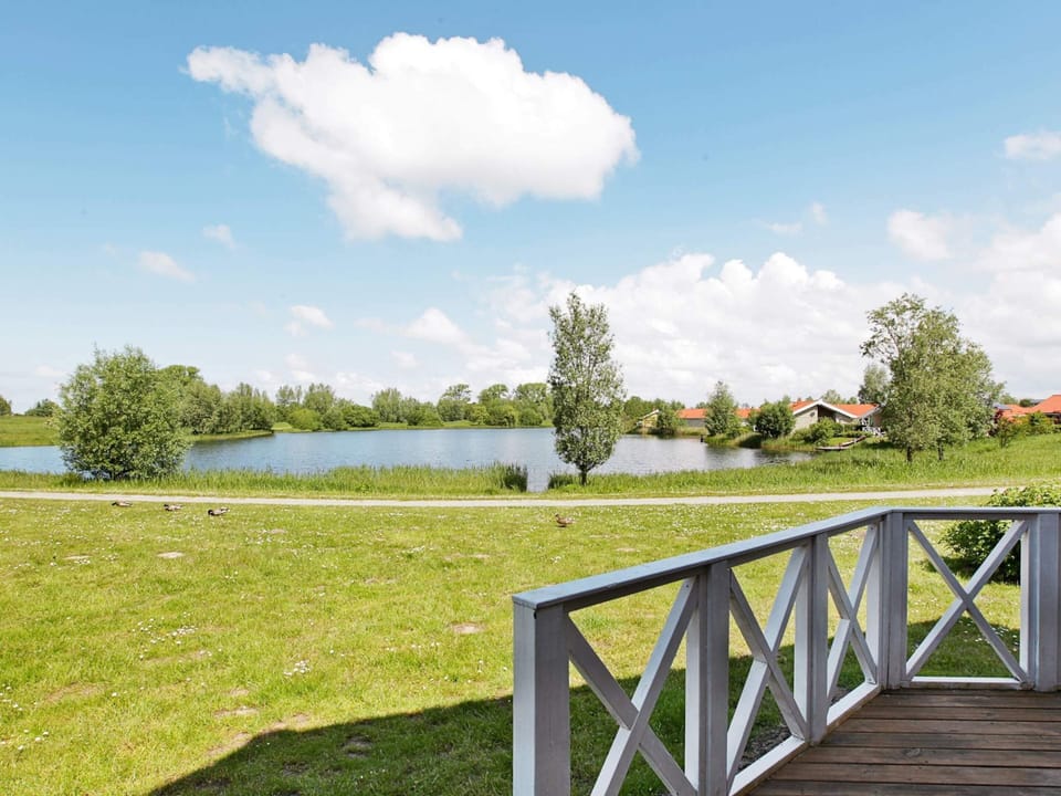 House | Water view
