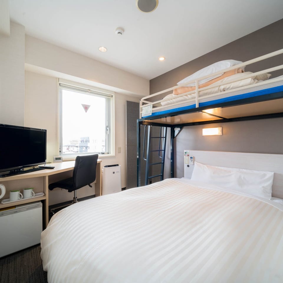 Down comforters, desk, laptop workspace, soundproofing
