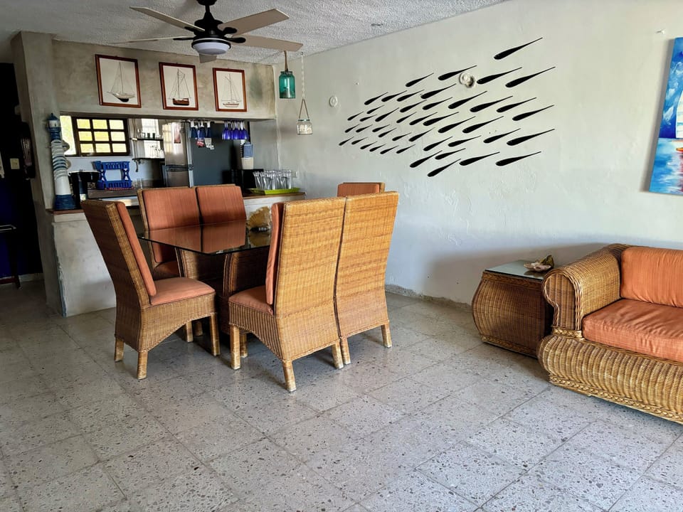House, 4 Bedrooms, Smoking, Private Pool | Dining