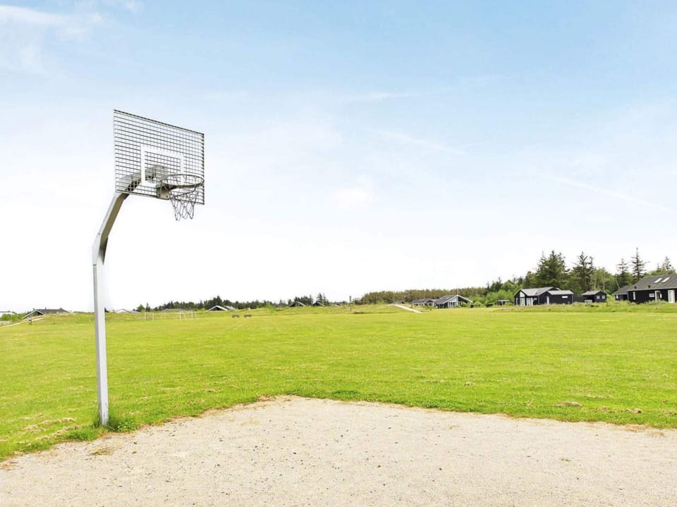 House | Sport court