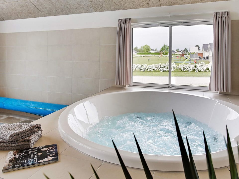 House | Spa treatment