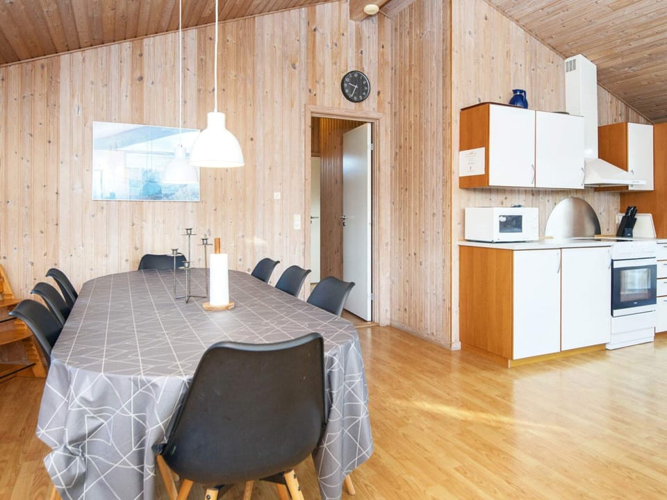 House | Private kitchen | Highchair
