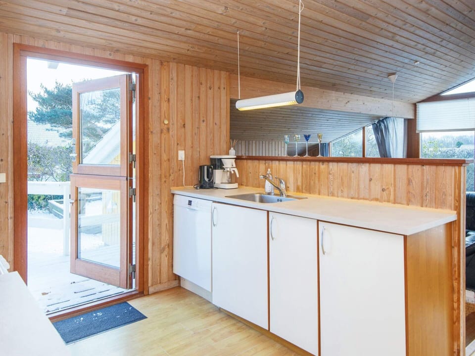 House | Private kitchen | Highchair