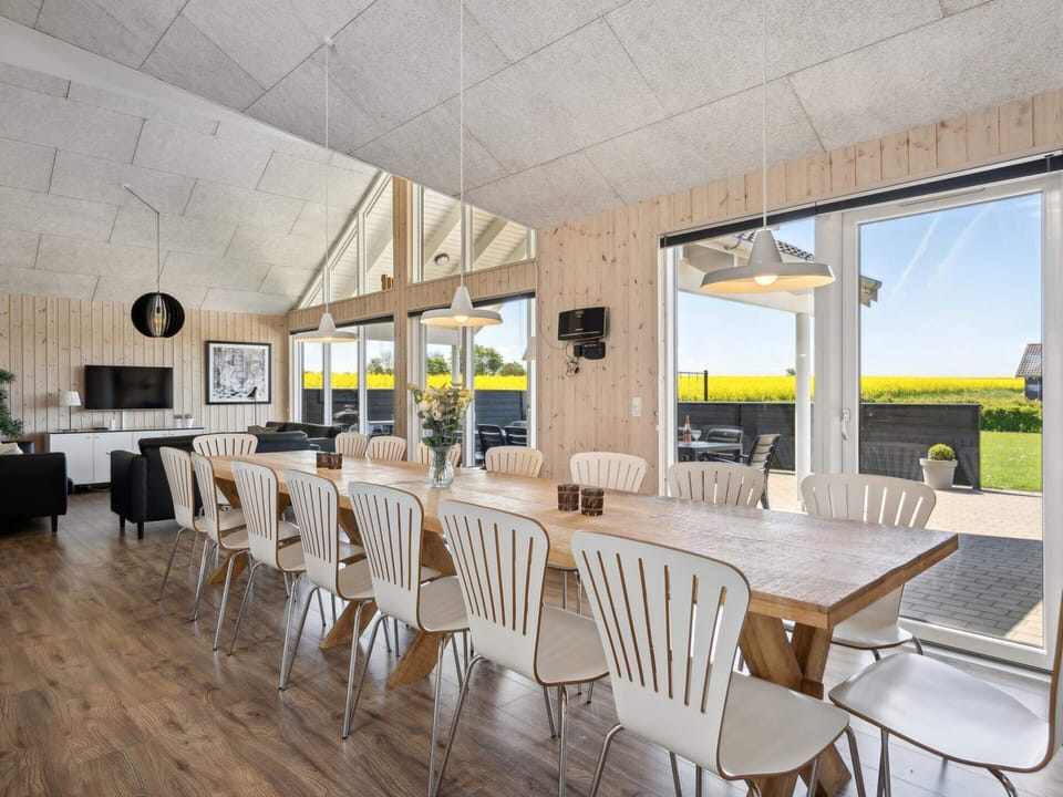 House | Dining