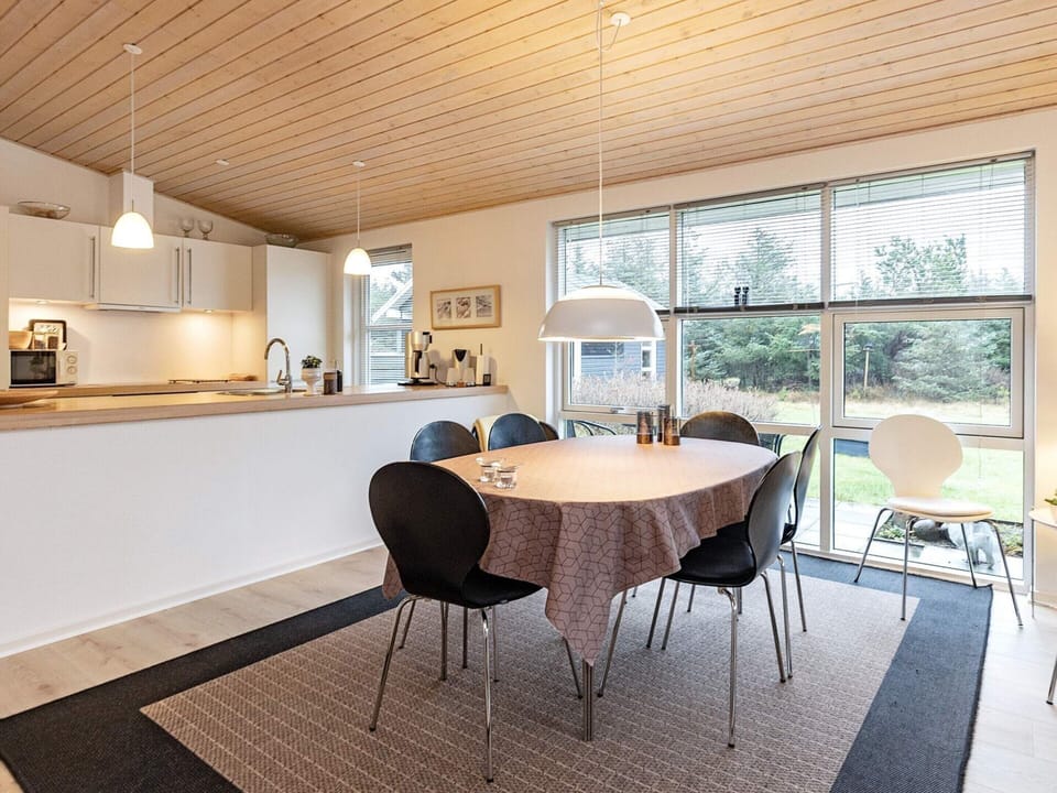 House | Dining