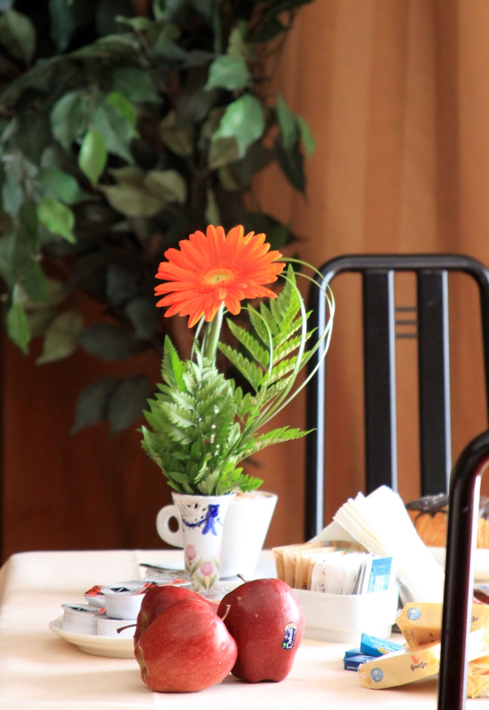 Free buffet breakfast