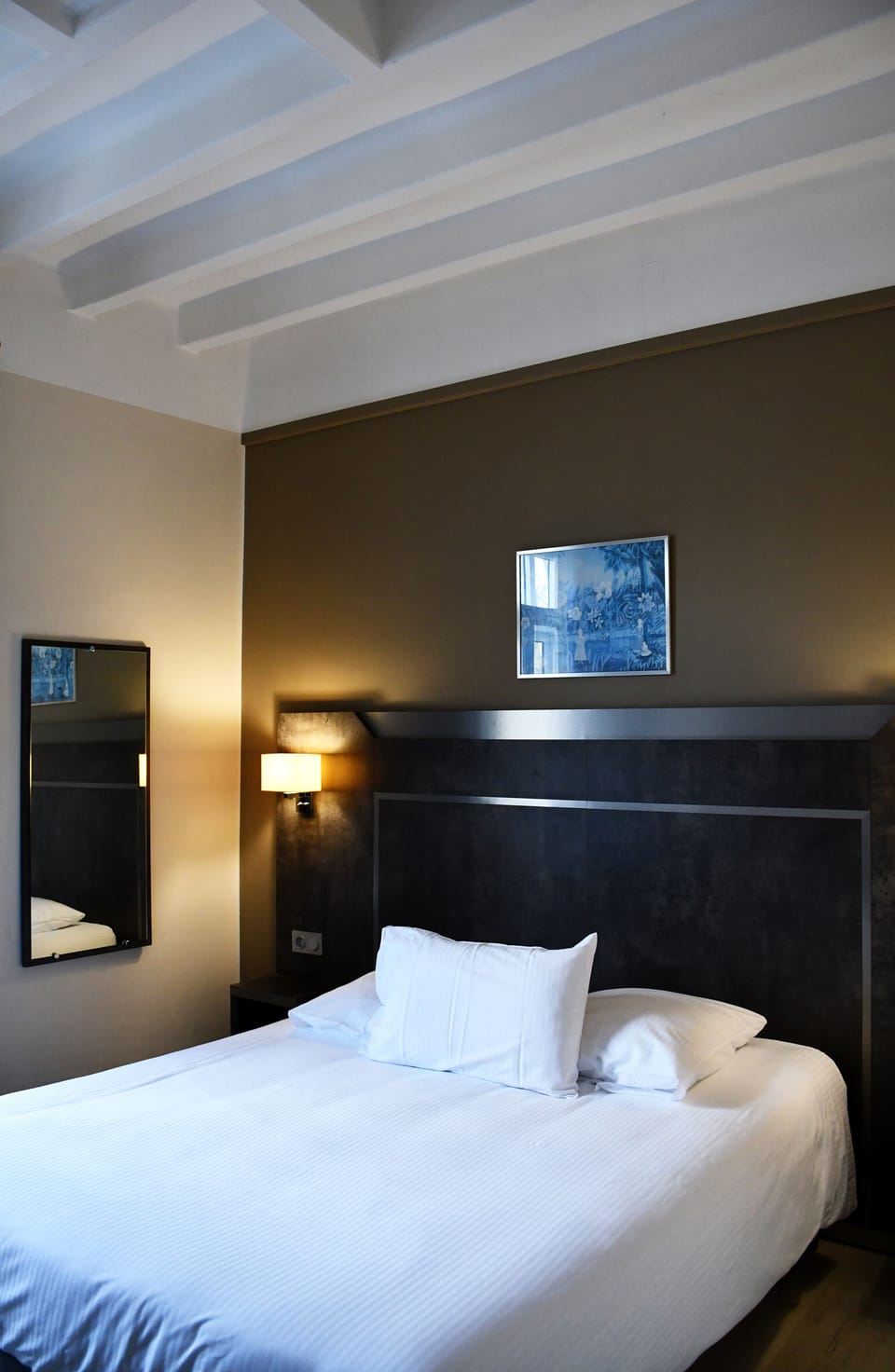 Standard Double Room | Desk, free WiFi, bed sheets