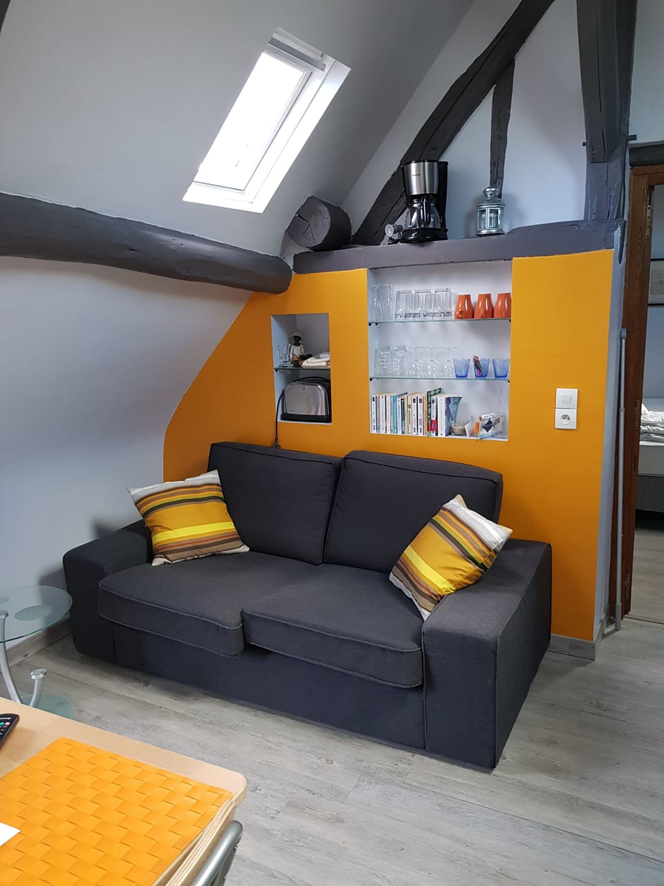 Double or Twin Room | Living area | Flat-screen TV, toys