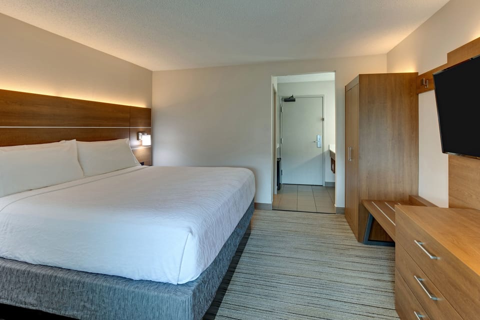 Premium bedding, memory foam beds, in-room safe, desk