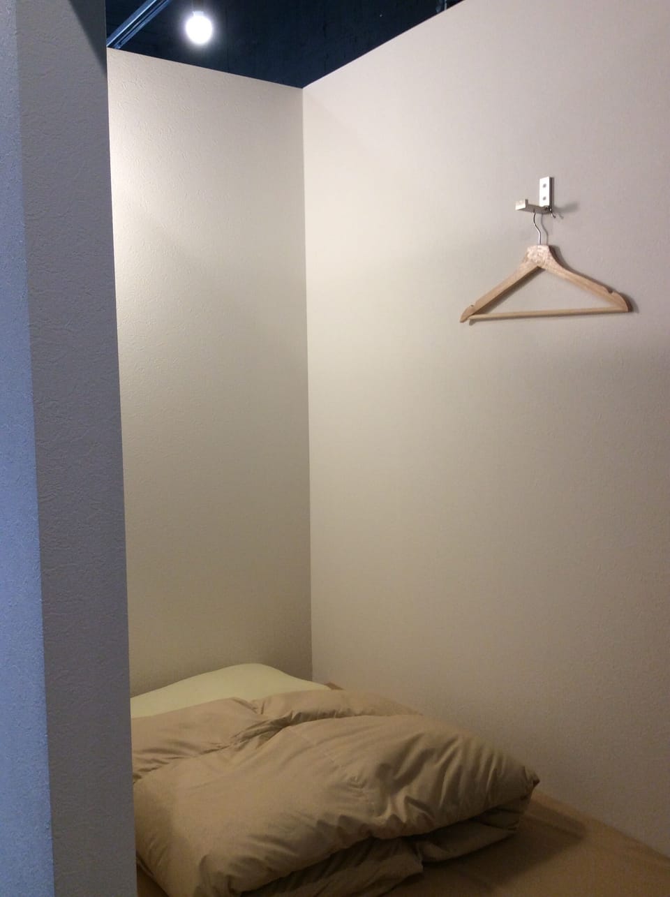 Shared Dormitory (with Single Bed) | Free WiFi