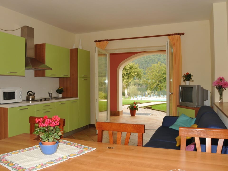 Apartment | Dining