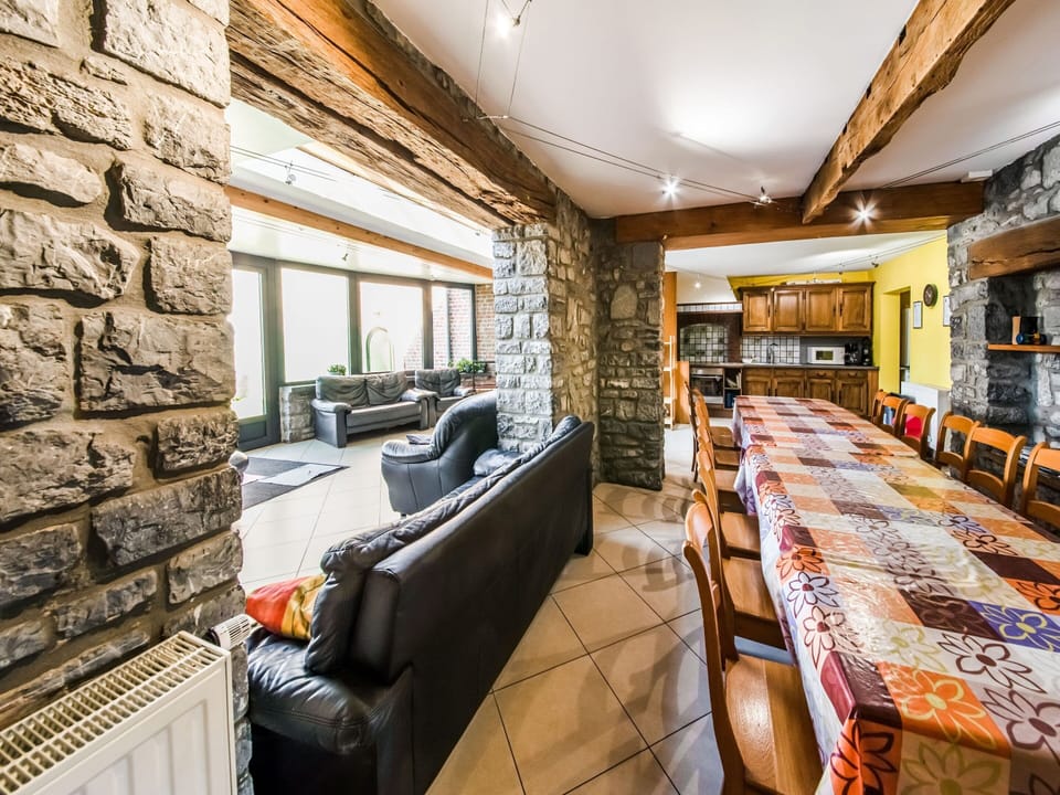 Cottage | Dining