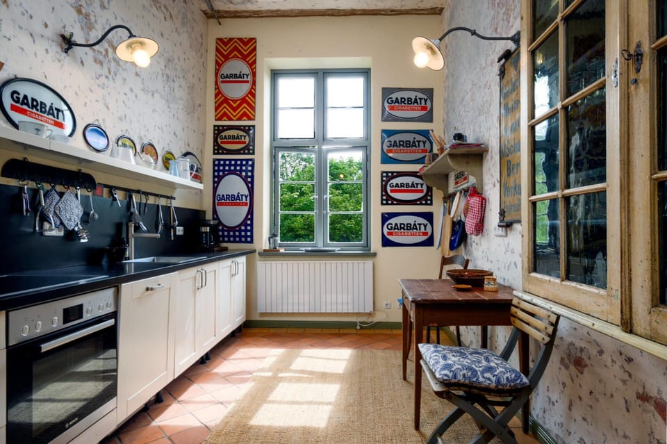 Apartment | Private kitchen | Stovetop, electric kettle