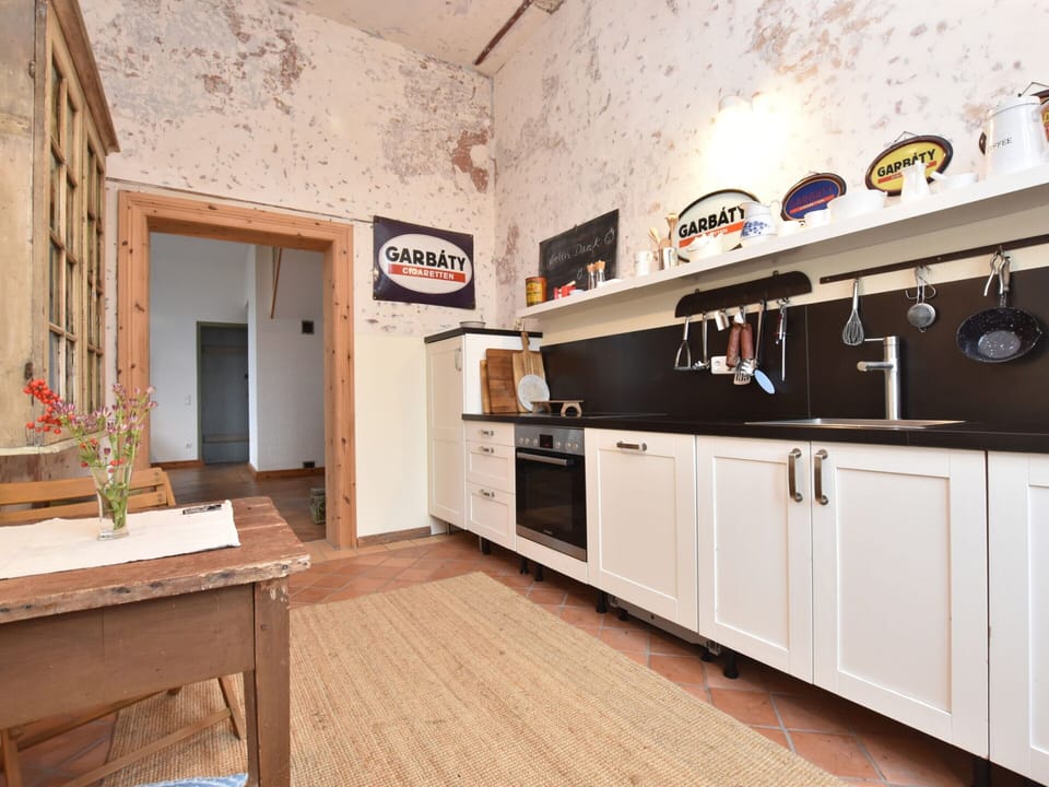 Apartment | Private kitchen | Stovetop, electric kettle