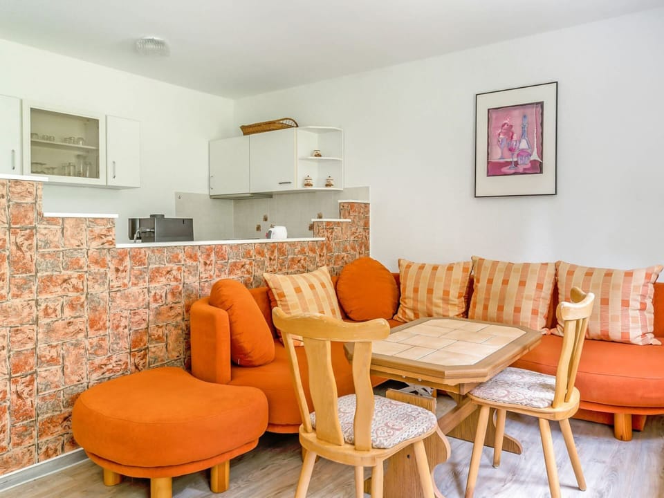 House | Dining