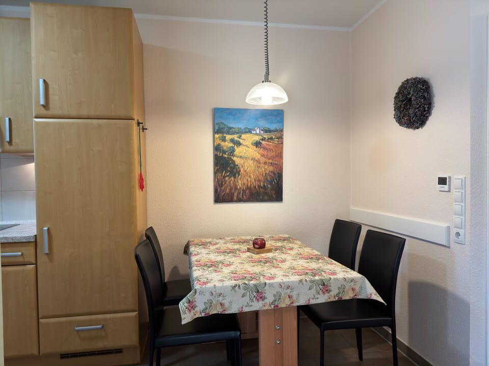 House | Dining