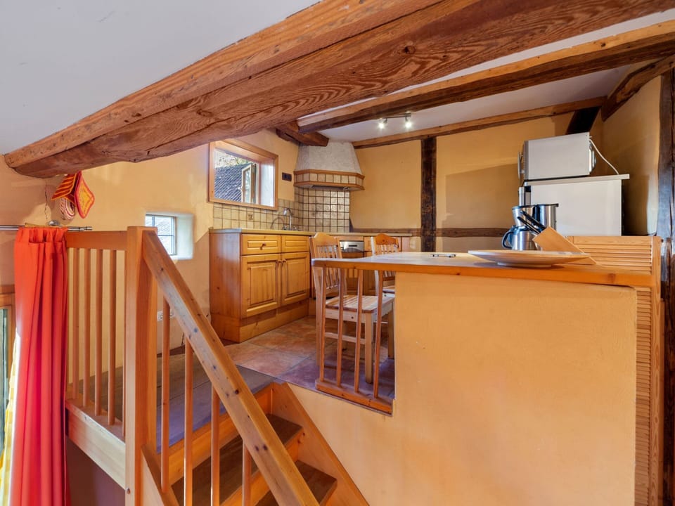 House | Private kitchen | Microwave, coffee/tea maker, toaster, highchair
