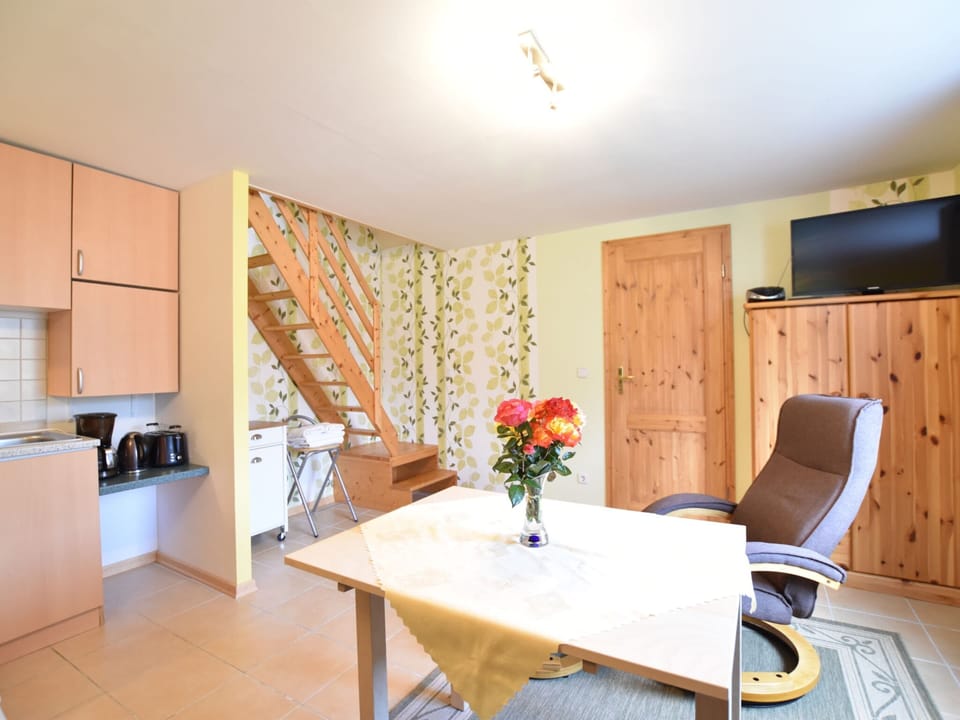 Apartment | Dining