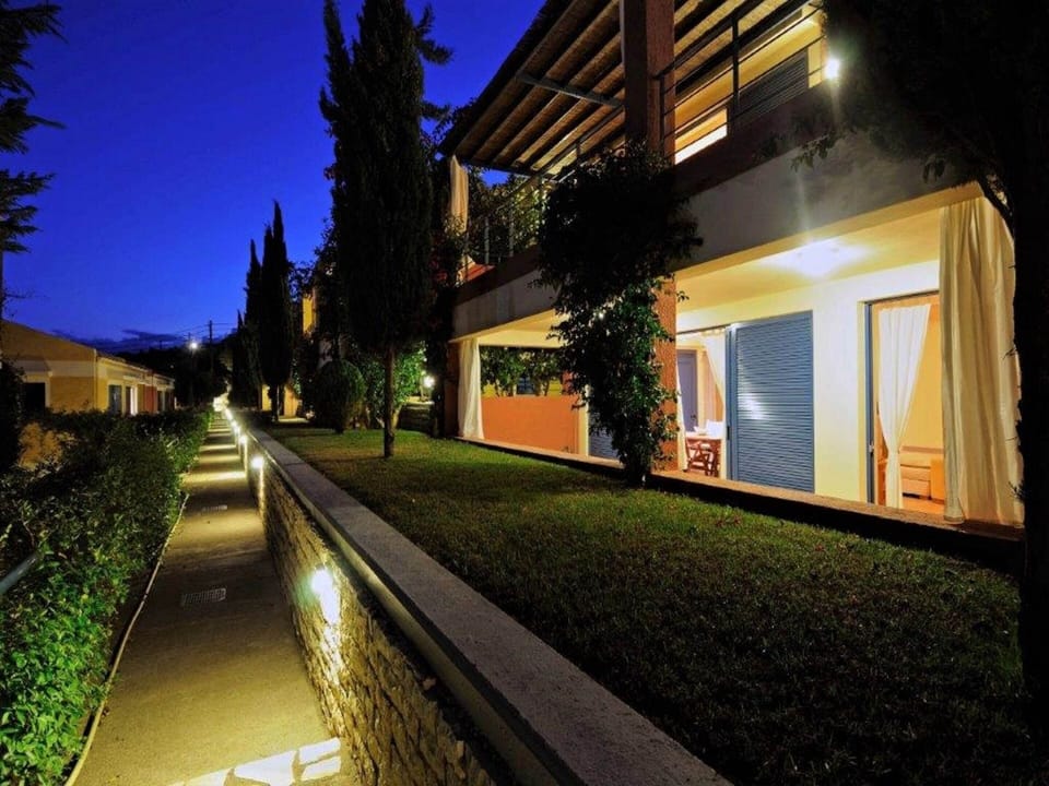 Villa | Exterior