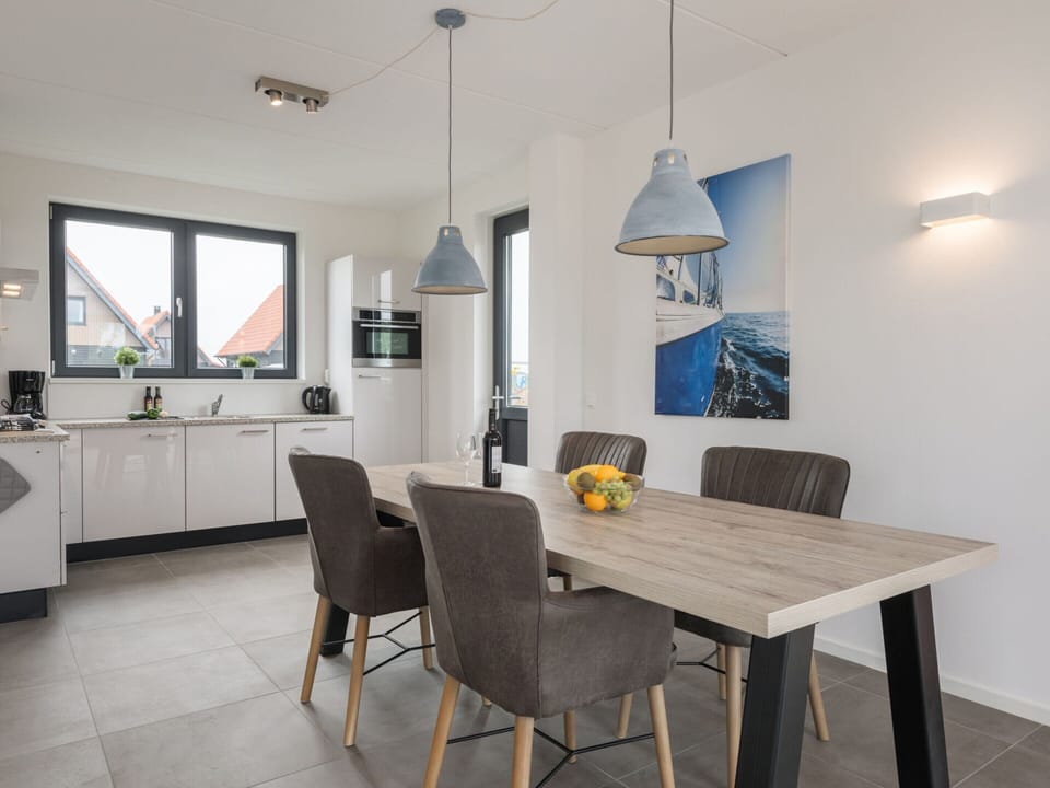 Villa | Dining