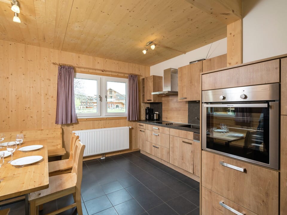 Chalet | Private kitchen | Highchair