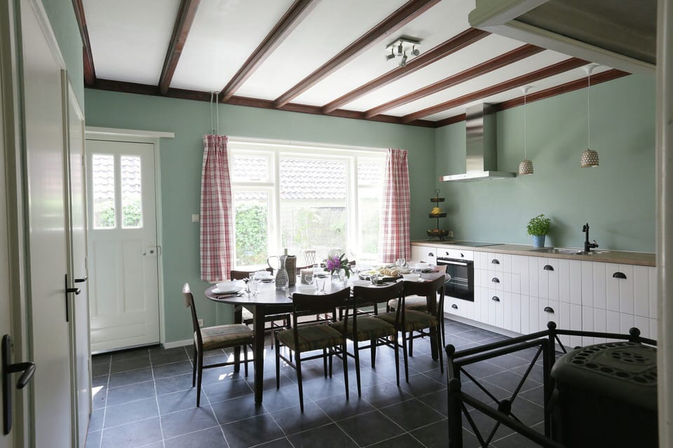 House | Private kitchen | Fridge, microwave, highchair