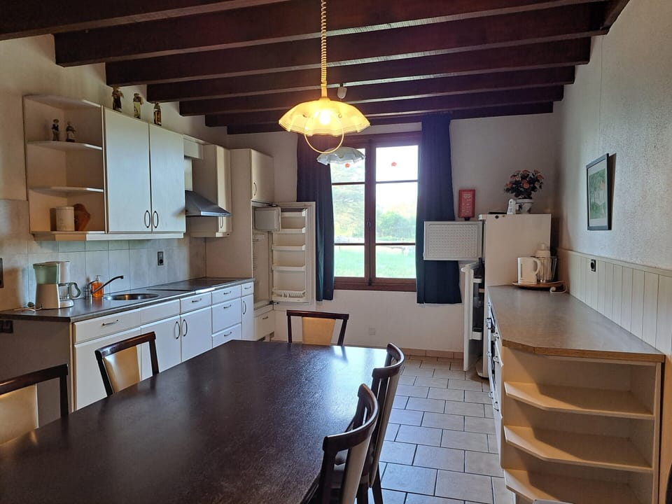 House | Private kitchen | Dishwasher, highchair