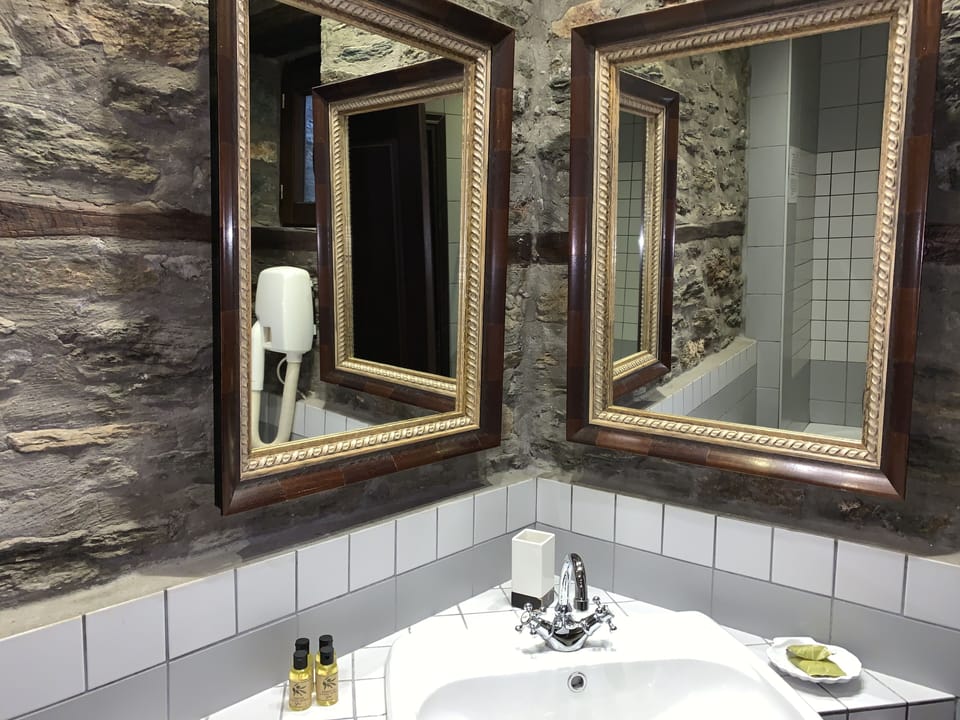 Palio Eleotrivio Guesthouse Hotel in Magnesia Prefecture, Greece