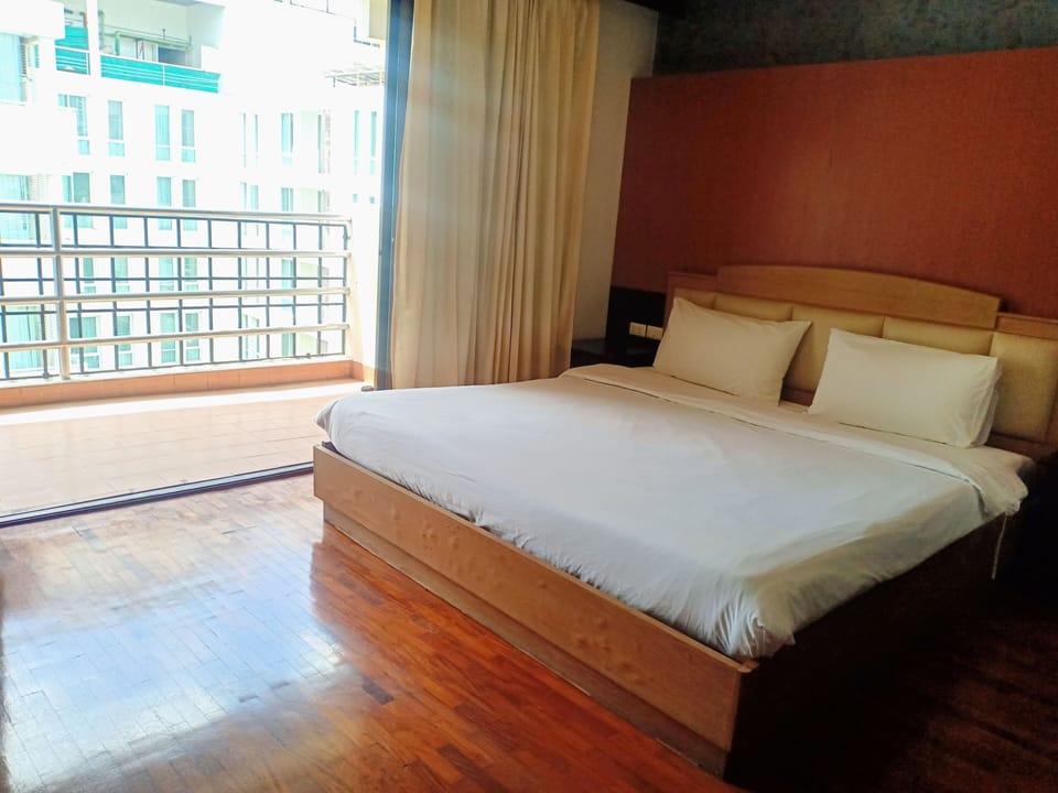 Residential Suite | 3 bedrooms, free WiFi, bed sheets