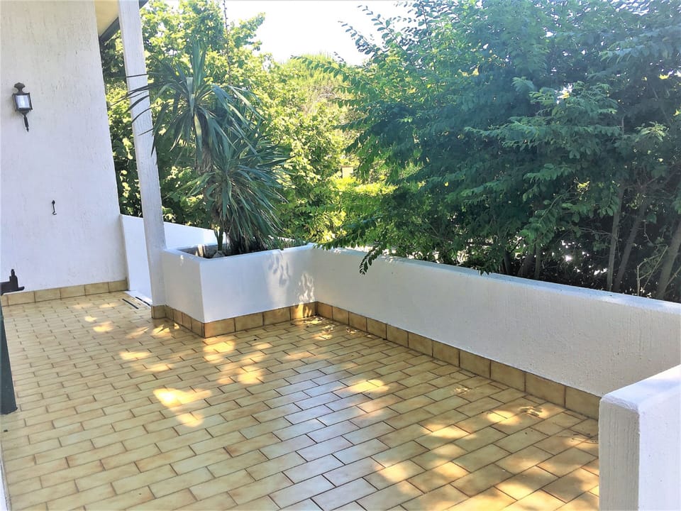 Apartment, 2 Bedrooms (B50105) | Terrace/patio
