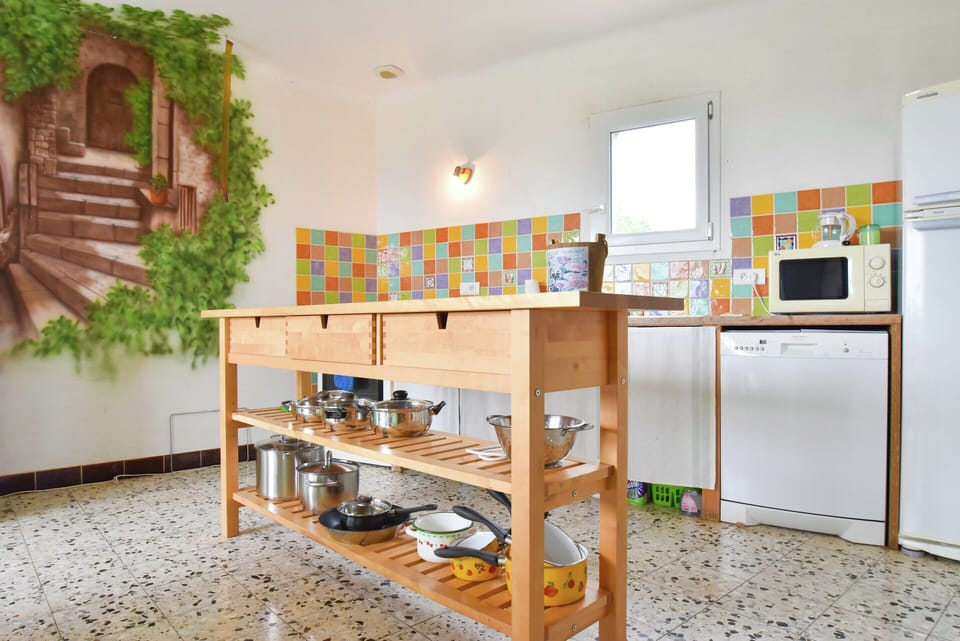 House | Private kitchen | Coffee/tea maker, microwave, dishwasher