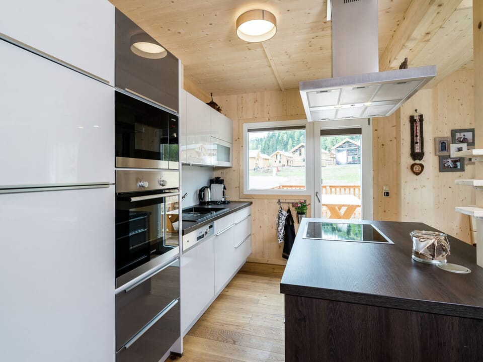 Chalet | Private kitchen | Highchair