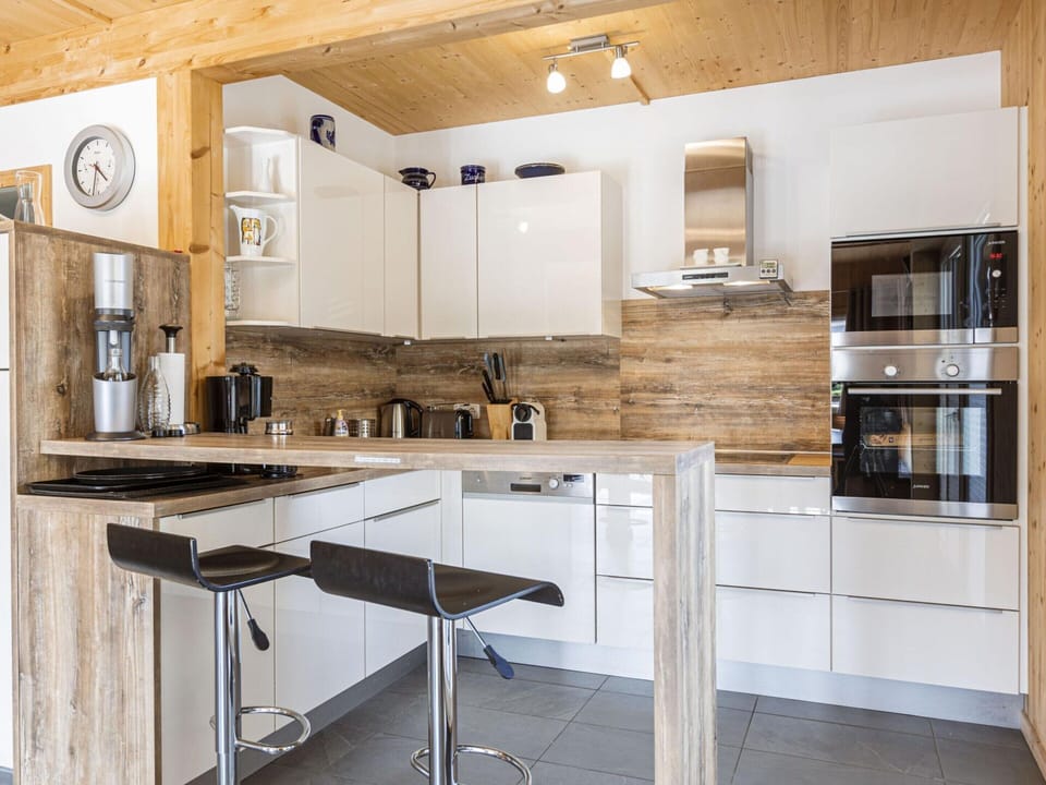 Chalet | Private kitchen | Highchair