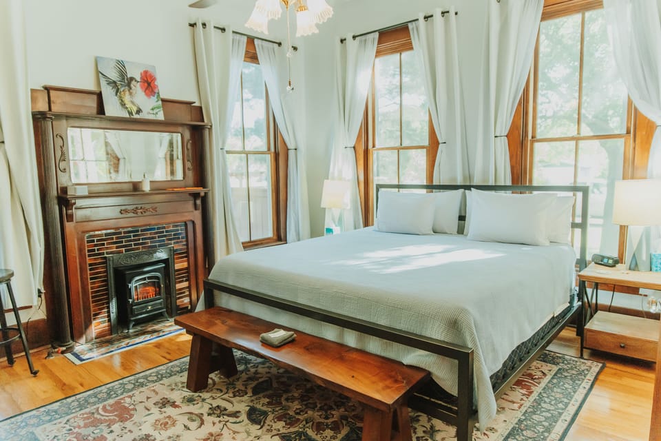 Egyptian cotton sheets, premium bedding, memory foam beds