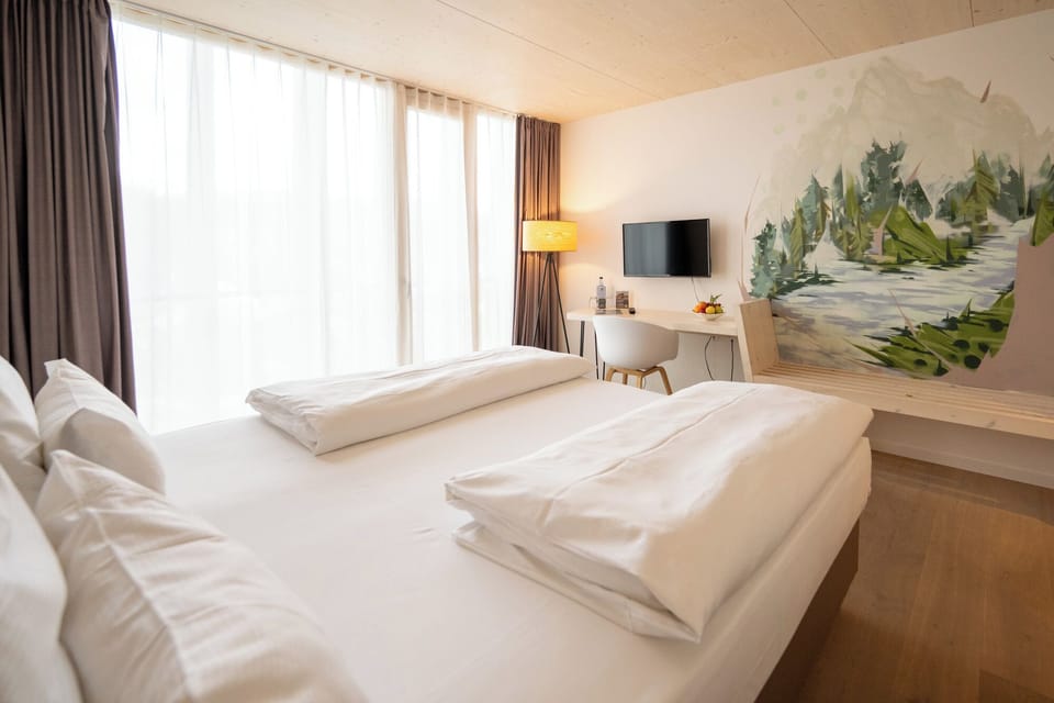 Standard Double Room | Hypo-allergenic bedding, desk, laptop workspace, soundproofing